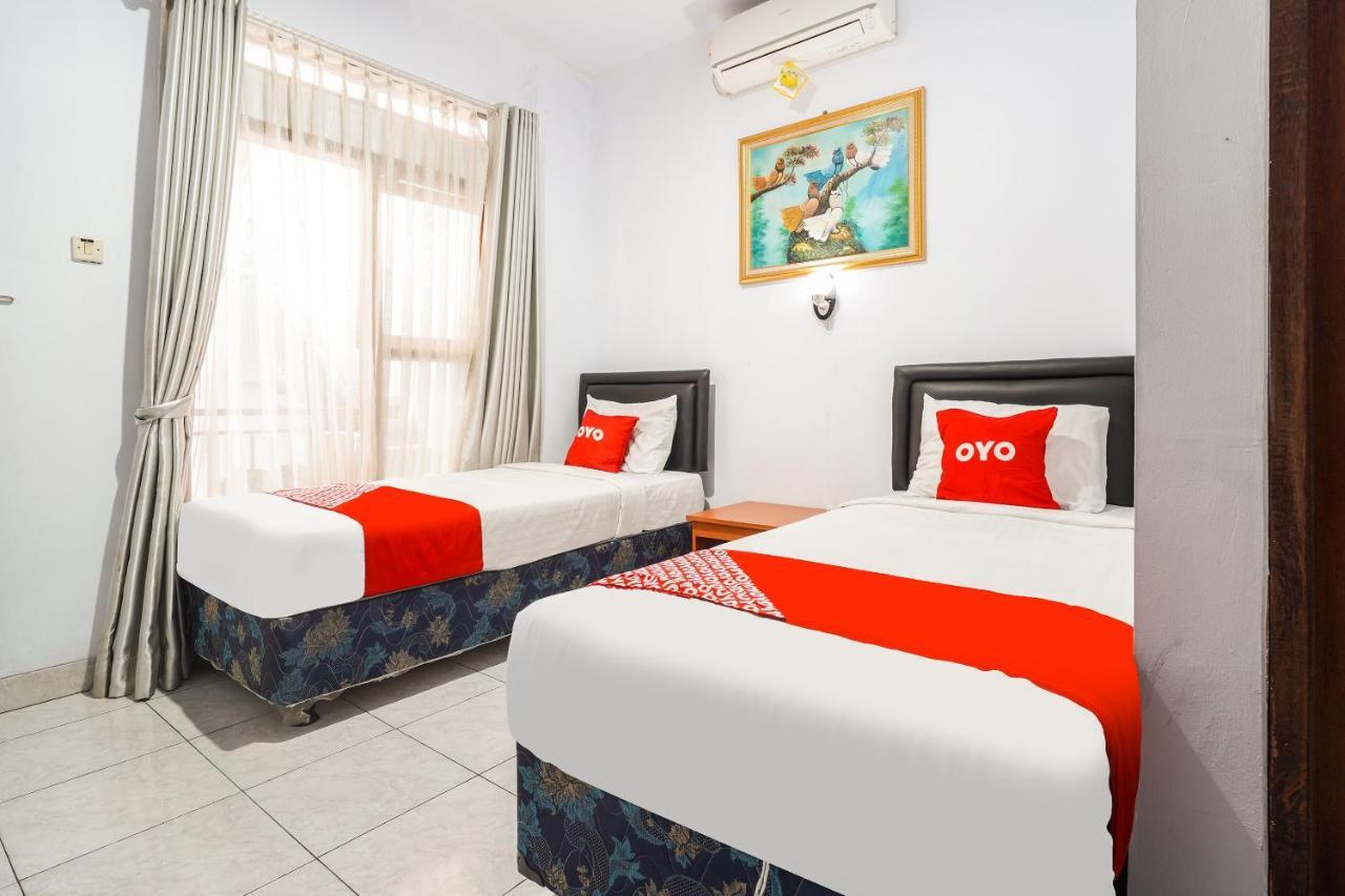Oyo 91561 Gandhi Hotel Bandung Zewnętrze zdjęcie