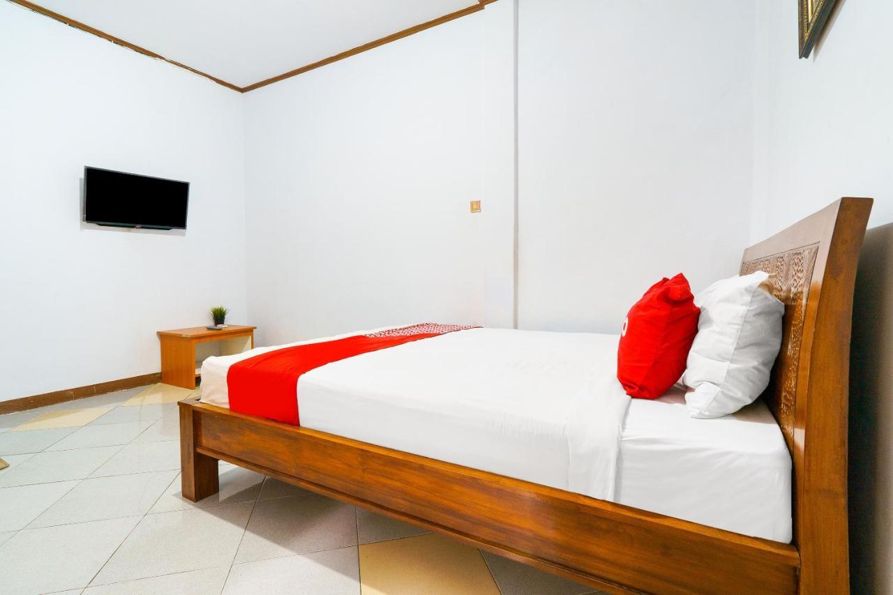 Oyo 91561 Gandhi Hotel Bandung Zewnętrze zdjęcie