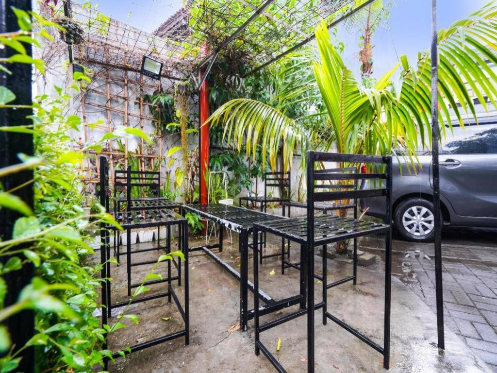 Oyo 91561 Gandhi Hotel Bandung Zewnętrze zdjęcie