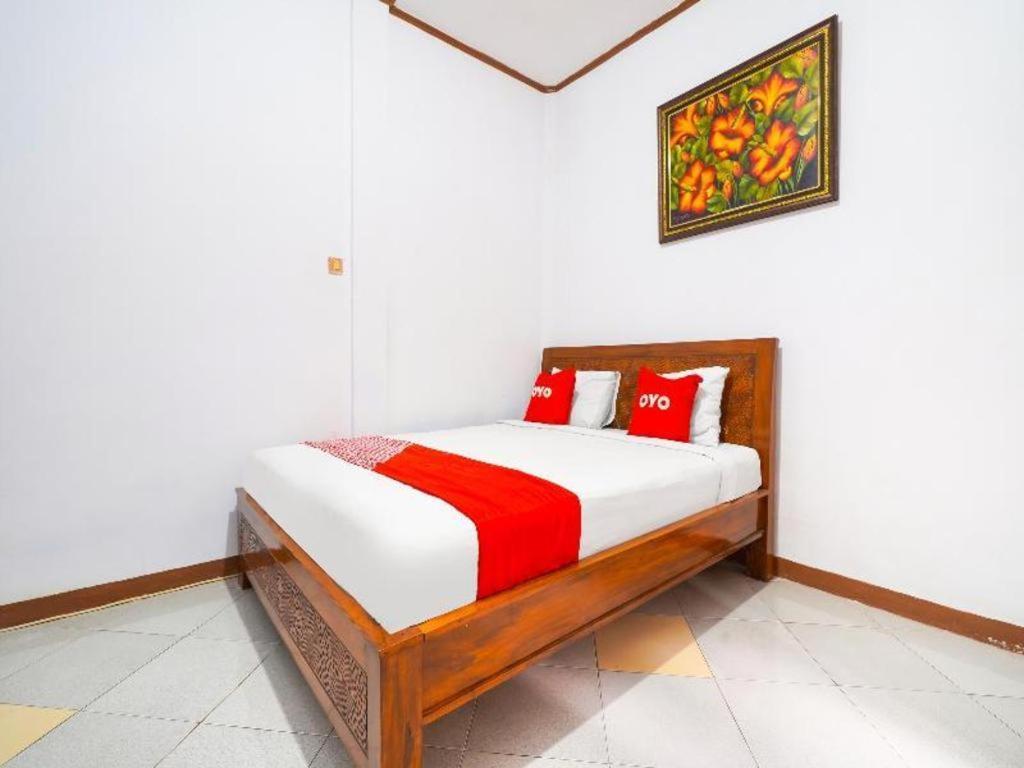Oyo 91561 Gandhi Hotel Bandung Zewnętrze zdjęcie